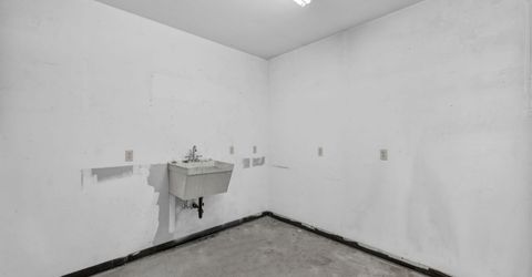 614 W 3rd Street, Carson City, NV 89703 Photo