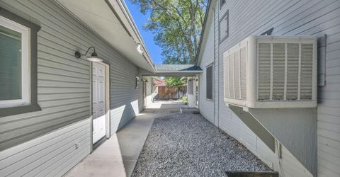 614 W 3rd Street, Carson City, NV 89703 Photo