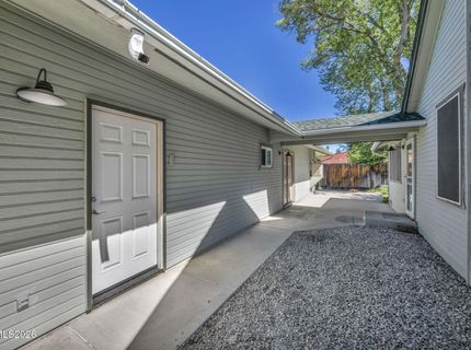614 W 3rd Street, Carson City, NV 89703 Photo