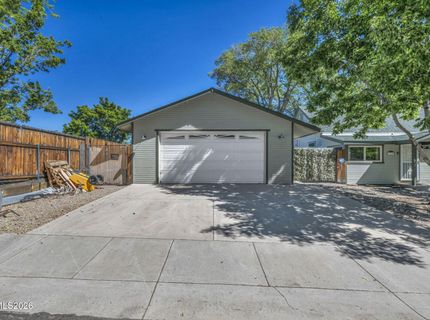 614 W 3rd Street, Carson City, NV 89703 Photo
