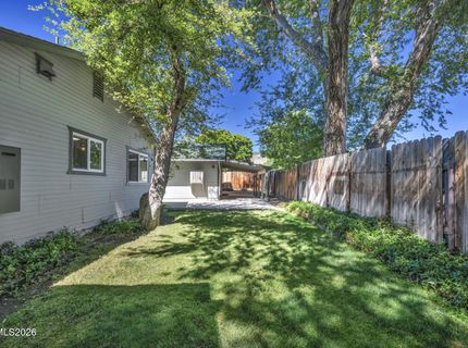 614 W 3rd Street, Carson City, NV 89703 Photo