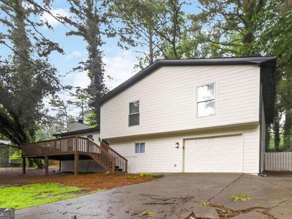 3292 Mixon Way, Stone Mountain, GA 30087