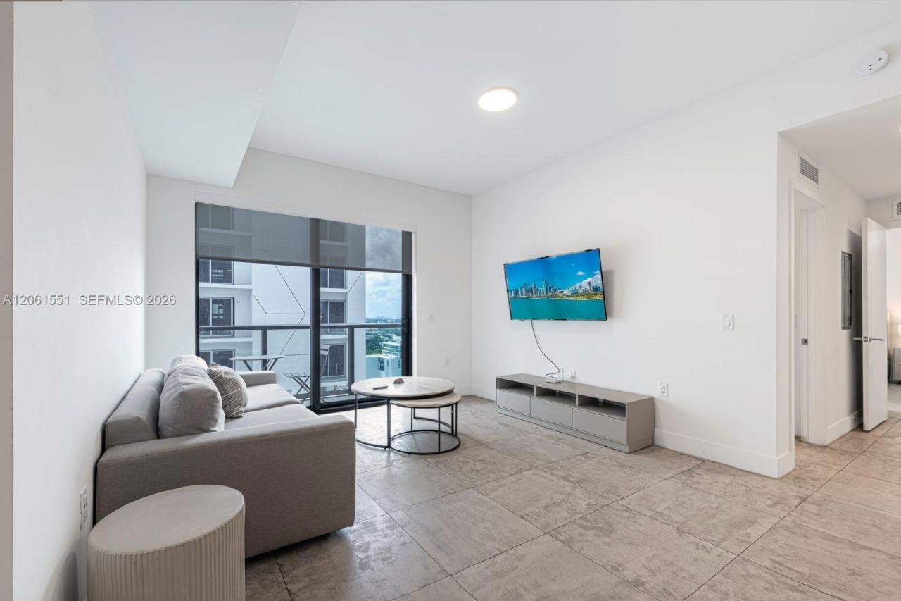 239 SW 9th St , Unit 2103, Miami, FL 33130 Photo