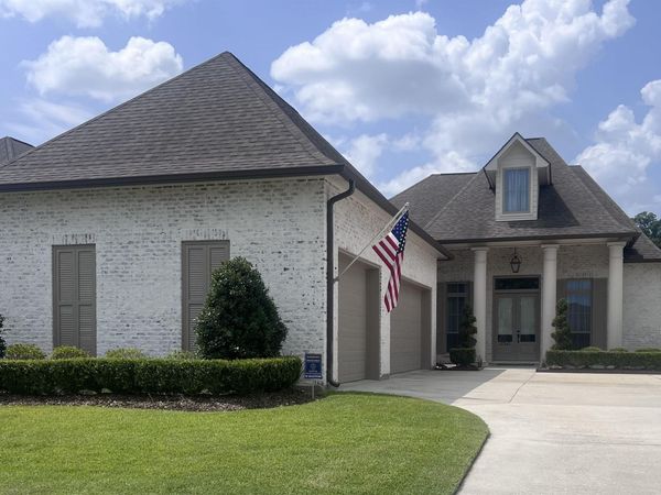 37543 Cypress Hollow Ave, Prairieville, LA 70769