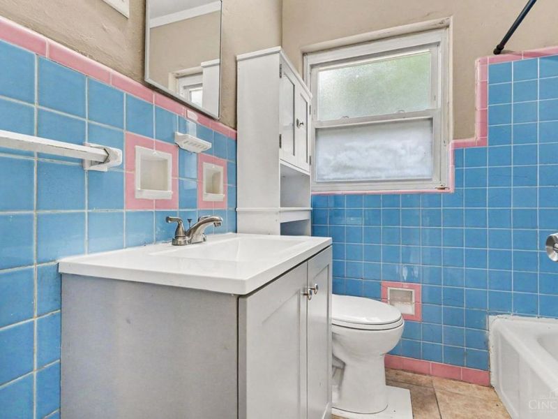 4306 Homelawn Avenue, Cincinnati, OH 45211 Photo 14