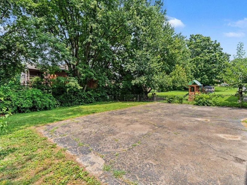 4306 Homelawn Avenue, Cincinnati, OH 45211 Photo 15