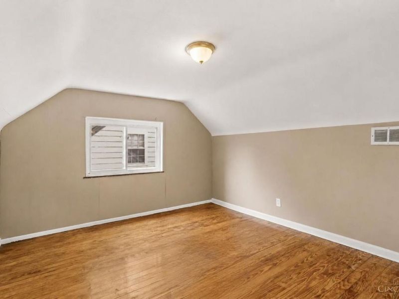 4306 Homelawn Avenue, Cincinnati, OH 45211 Photo 17