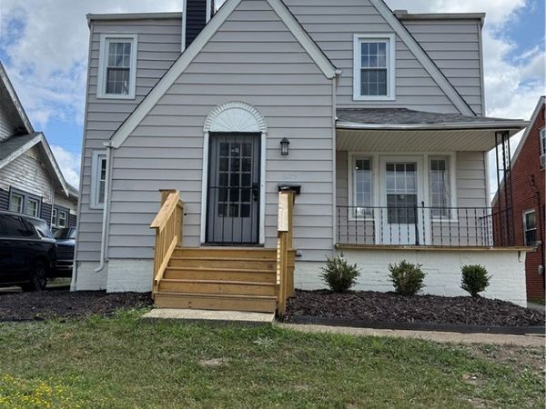5175 Arch Street Street, Maple Heights, OH 44137