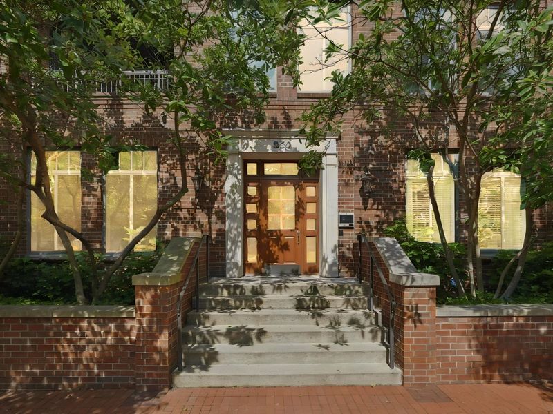 250 Daniel Burnham Square, Unit 702, Columbus, OH 43215 Photo 1