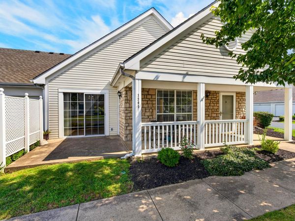 1291 Stratford Court, Circleville, OH 43113