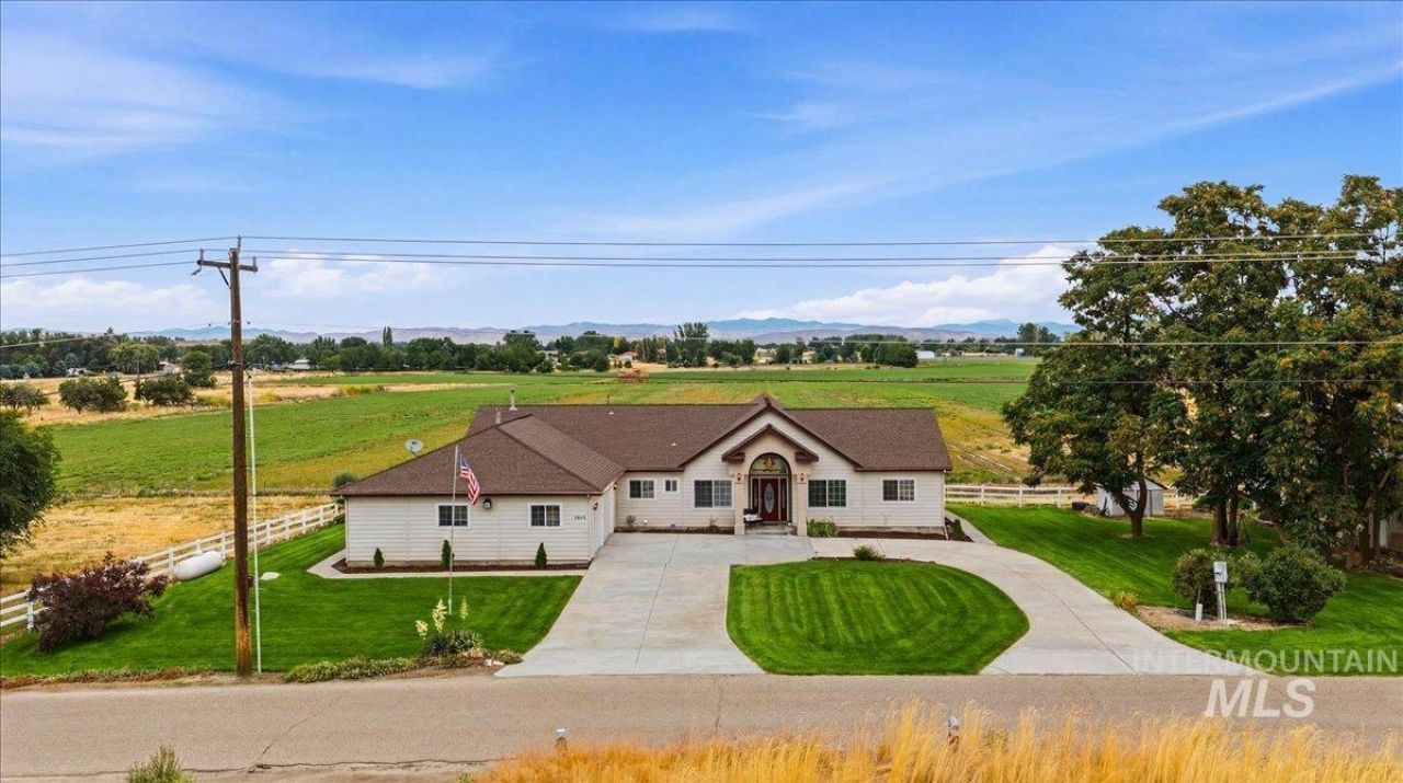1810 17th Ave., Payette, ID 83661 Main Photo