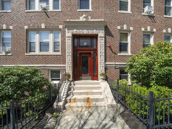 12 James Street, Unit B, Brookline, MA 02446