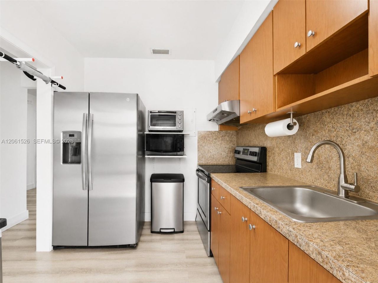 2550 SW 10 St, Miami, FL 33165 Photo