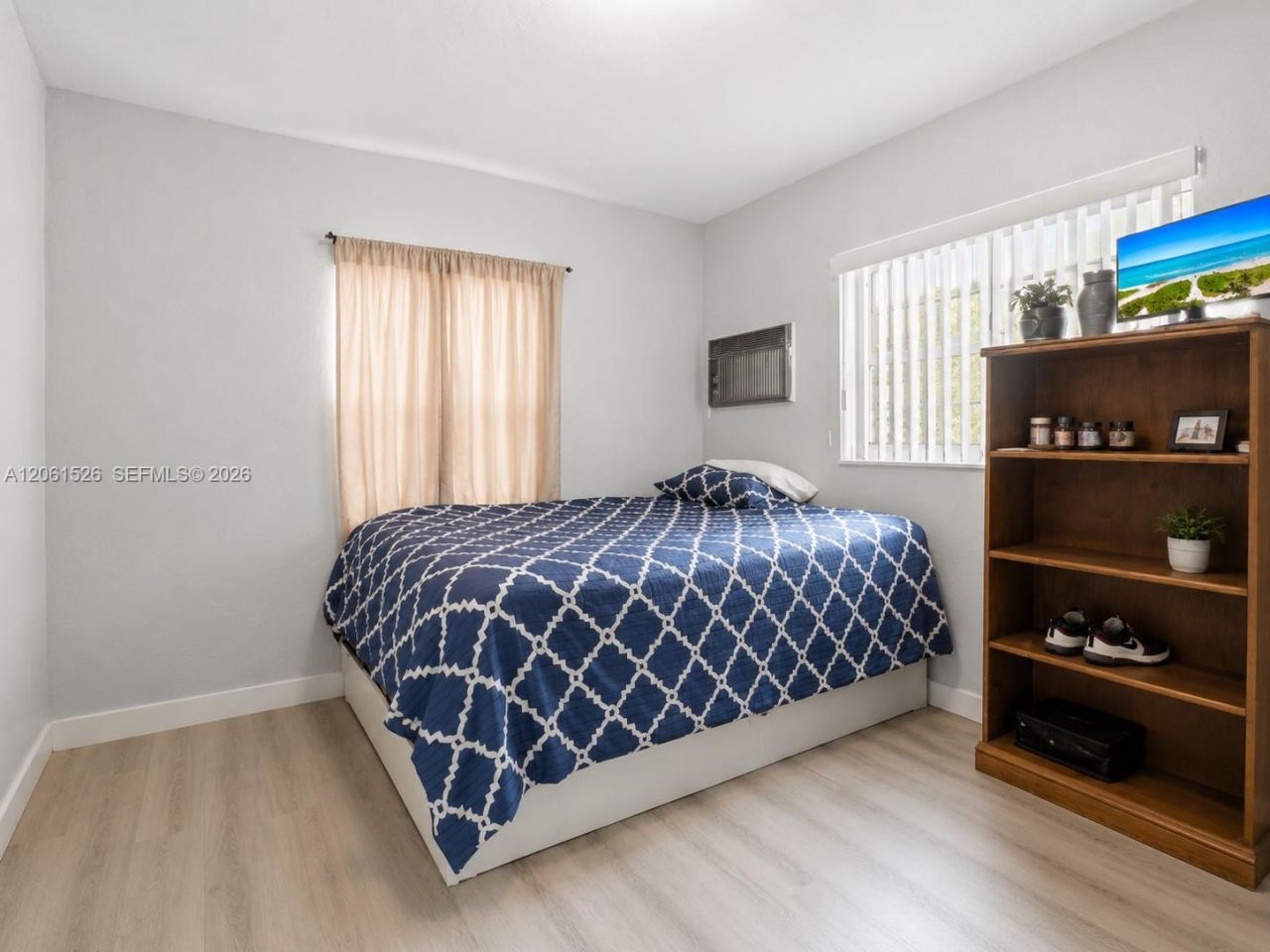 2550 SW 10 St, Miami, FL 33165 Photo