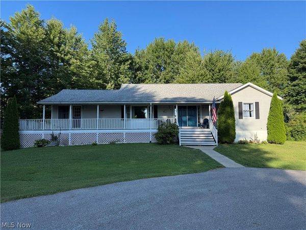 1696 Concord Court , Roaming Shores, OH 44084