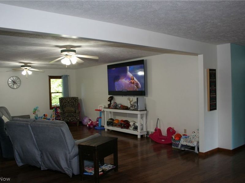 1696 Concord Court , Roaming Shores, OH 44084 Photo 22