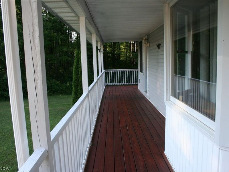 1696 Concord Court , Roaming Shores, OH 44084 Photo 5