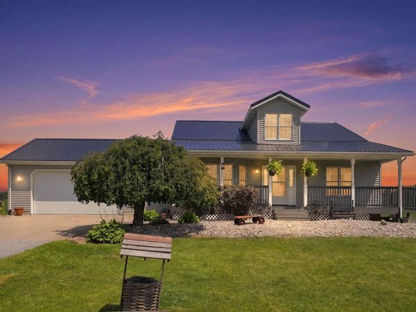 301 S 400 W., Columbia City, IN 46725