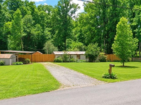 236 Pinewood Trail , Dawsonville, GA 30534