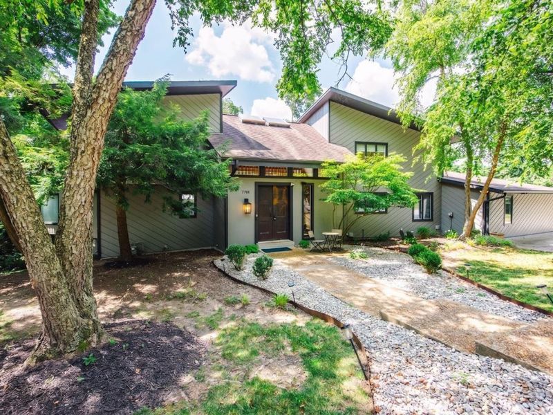 7708 Creewood Lane, Amberley, OH 45237 Photo 2