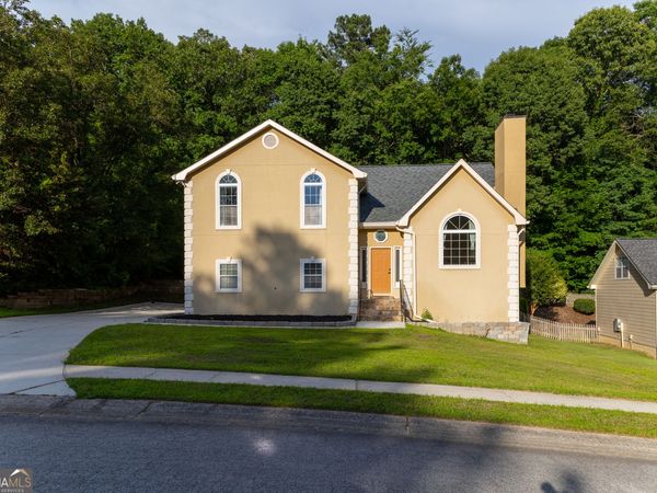 5705 Glandor Drive SE, Mableton, GA 30126