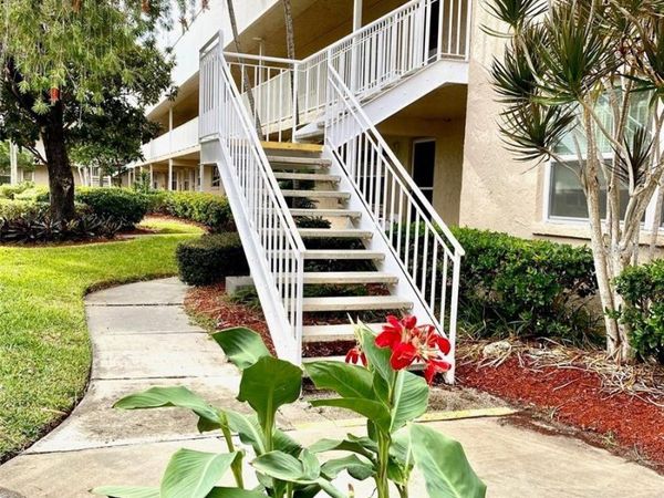10032 65TH AVENUE N, Unit 17, ST PETERSBURG, FL 33708
