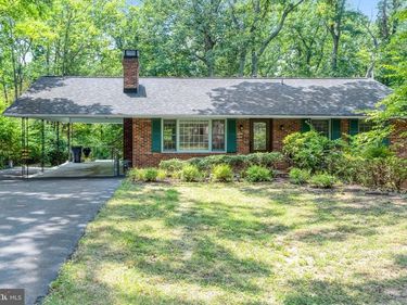 18355 SHARON ROAD, TRIANGLE, VA 22172