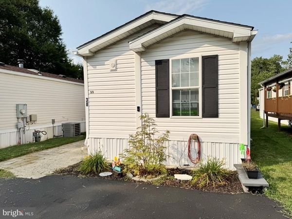 38 ROSEWOOD LANE, PHOENIXVILLE, PA 19460