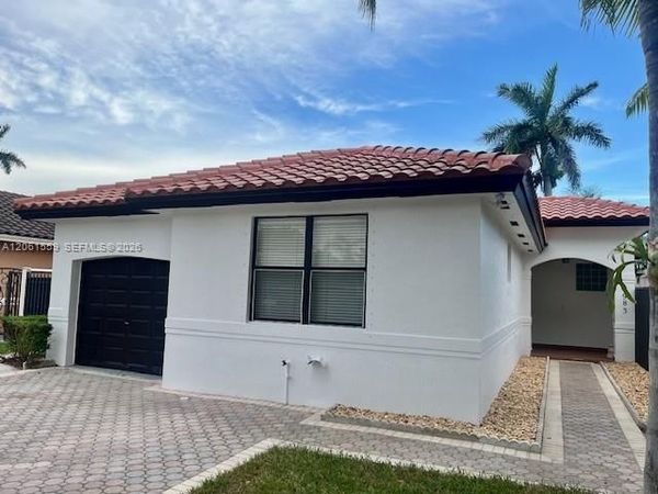 6983 SW 161st PL, Miami, FL 33193