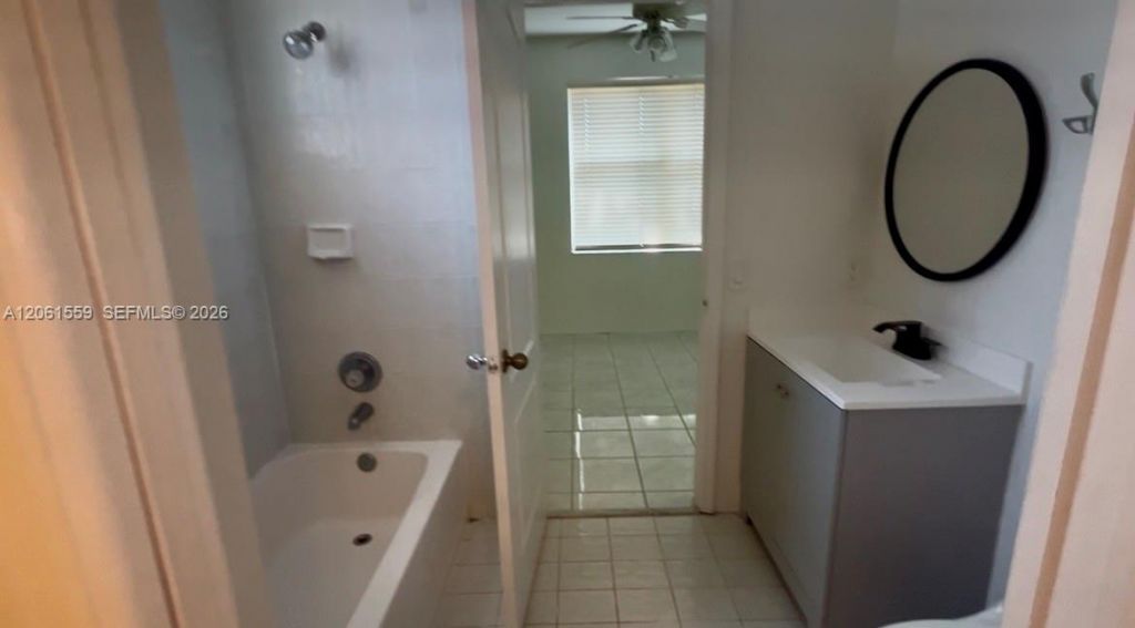 6983 SW 161st Pl, Miami, FL 33193 Photo