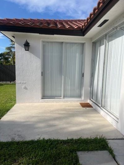 6983 SW 161st Pl, Miami, FL 33193 Photo