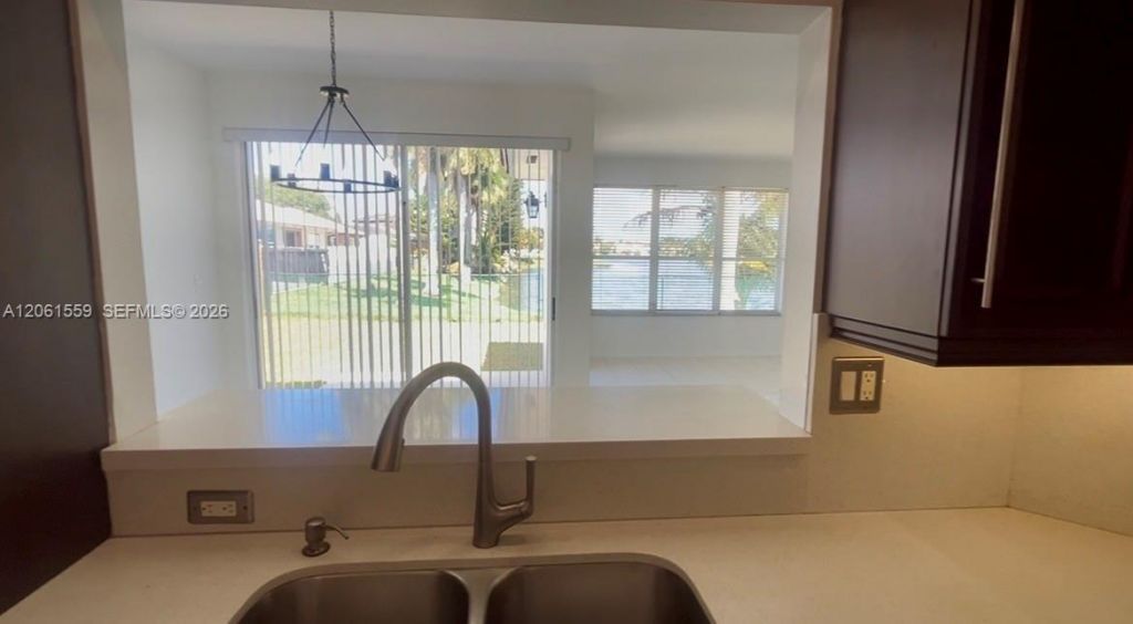 6983 SW 161st Pl, Miami, FL 33193 Photo
