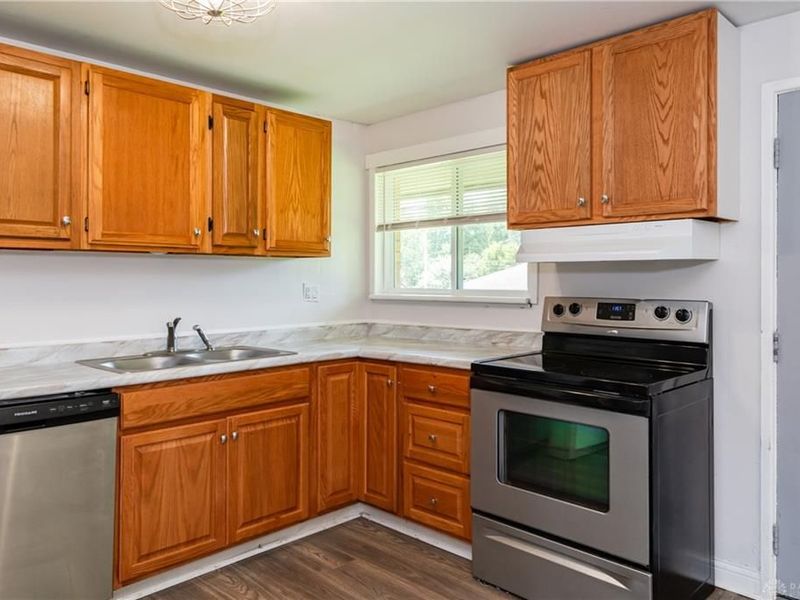 4517 Winchester Drive, Kettering, OH 45429 Photo 9