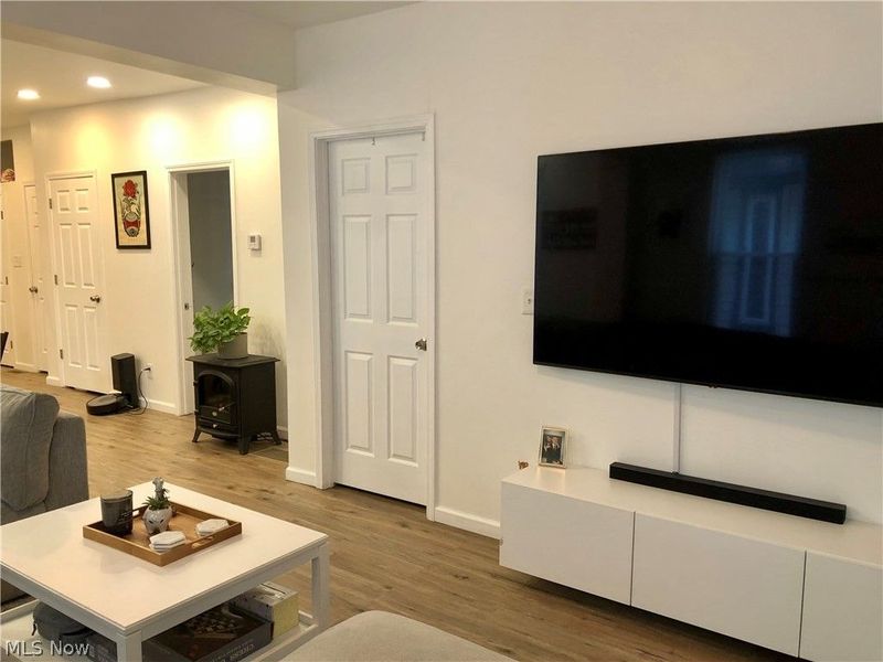 2214 W 32nd Street, Unit DOWN, Cleveland, OH 44113 Photo 37