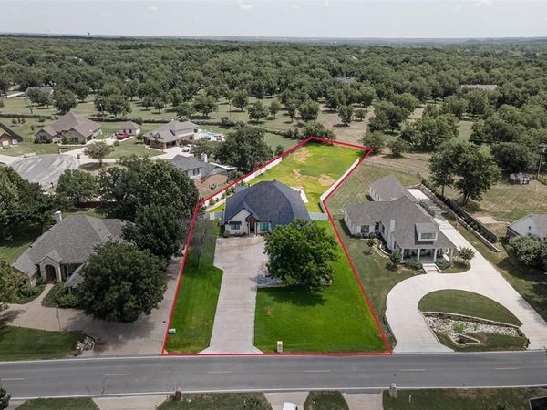 9303 Bellechase Road, Granbury, TX 76049
