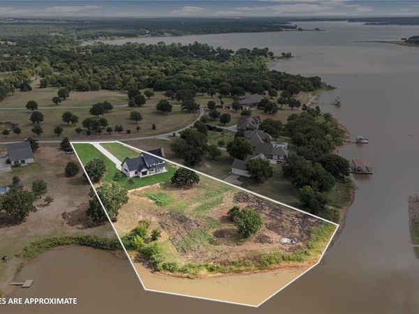 192 Lago Lane, Nocona, TX 76255