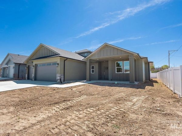 1129 W Recess Way, Kuna, ID 83634