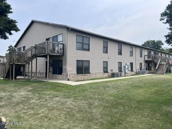 6201 Garden Road , Maumee, OH 43537