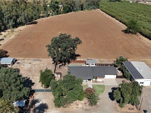 3289 Fresno, Le Grand, CA 95333