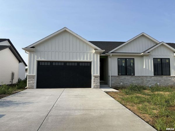 4618 Tess Drive, Springfield, IL 62711