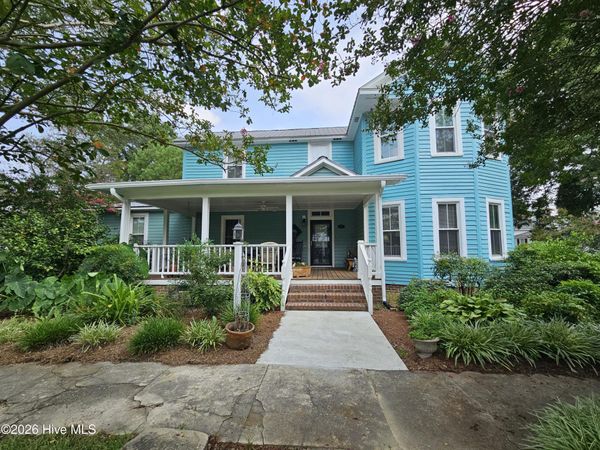 405 W Clinton Street, Roseboro, NC 28382