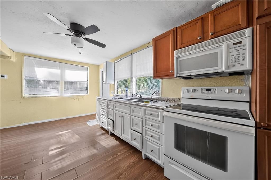 1846 Maple Dr, Fort Myers, FL 33907 Photo