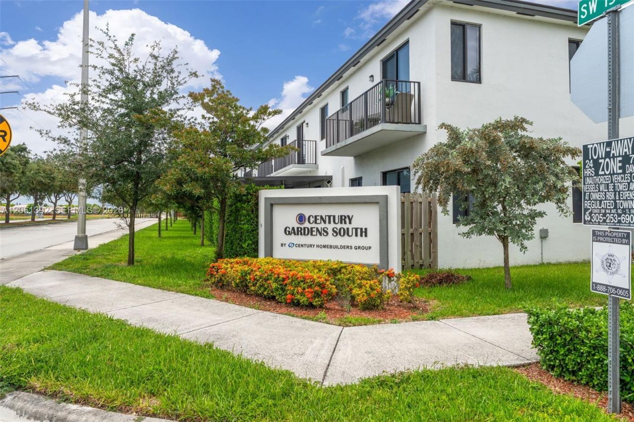 13648 SW 157th Ct , Unit 13648, Miami, FL 33196 Photo