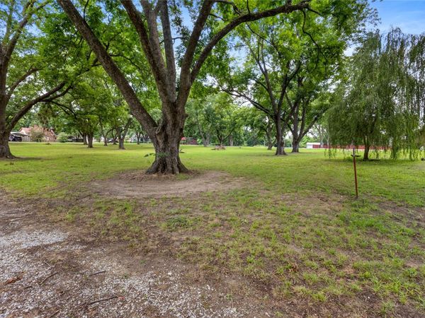 11 Orchard Street, Eufaula, OK 74432