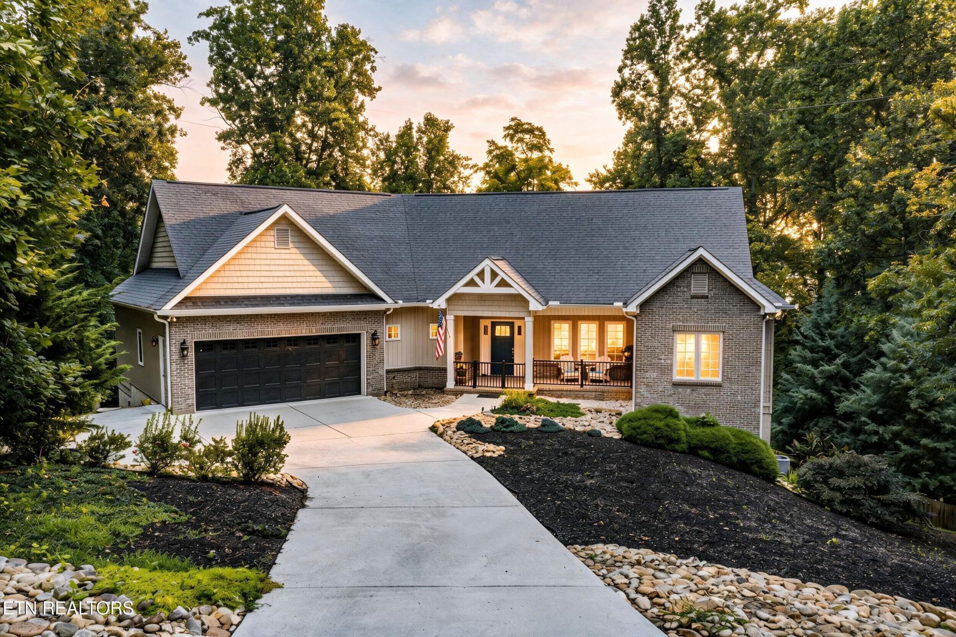 330 Dudala Point, Loudon, TN 37774 Main Photo