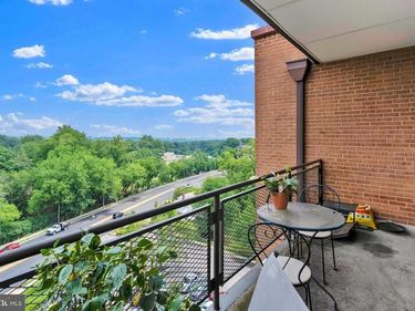 4390 LORCOM LANE , Unit 805, ARLINGTON, VA 22207