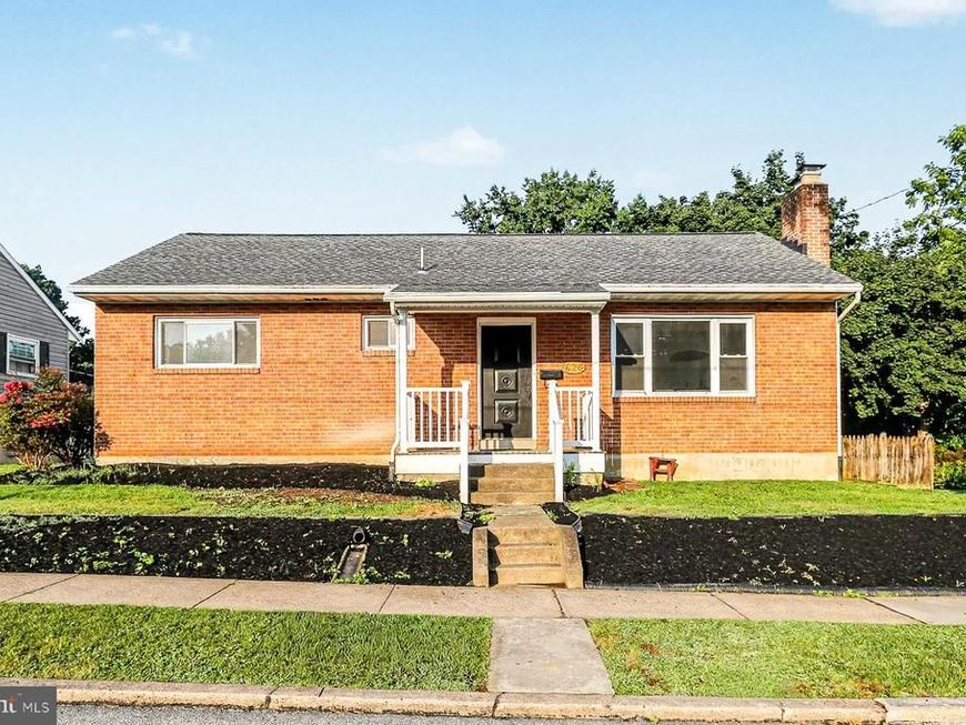 626 S Locust Street, Elizabethtown, PA 17022 Main Photo