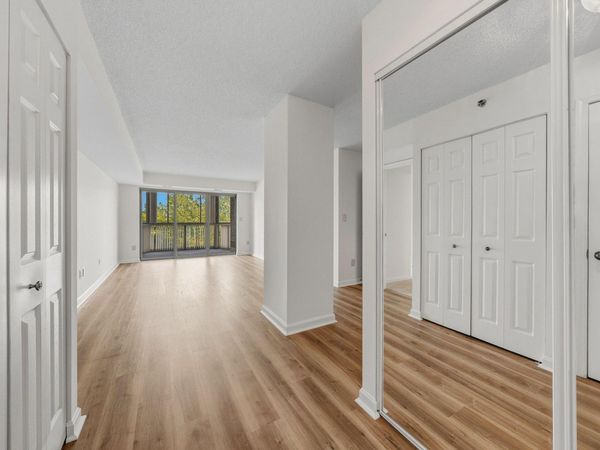19385 CYPRESS RIDGE TERRACE, Unit 107, LEESBURG, VA 20176