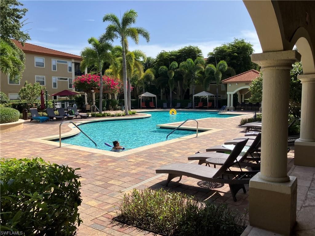 8920 Colonnades Ct E, Unit 516, Bonita Springs, FL 34135 Photo