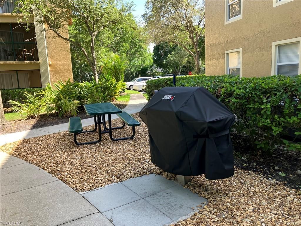 8920 Colonnades Ct E, Unit 516, Bonita Springs, FL 34135 Photo